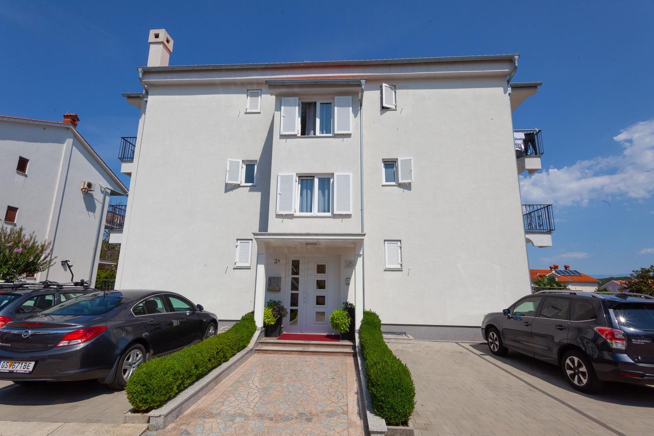 Apartments Bogovic مالينسكا المظهر الخارجي الصورة